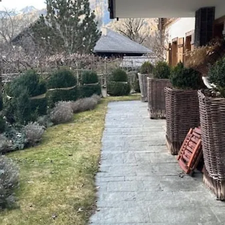 Warm And Spacious Surrounded By Greenery * Gstaad