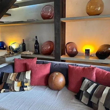 Nyaraló Warm And Spacious Surrounded By Greenery