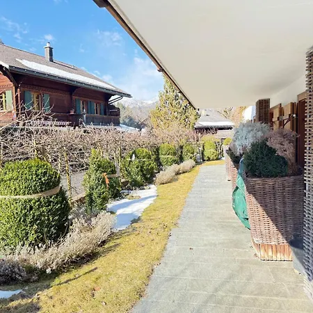 Nyaraló Warm And Spacious Surrounded By Greenery Gstaad